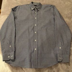 SALE! RALPH LAUREN “Gingham” Style dress shirt, boardroom basic done right! M
